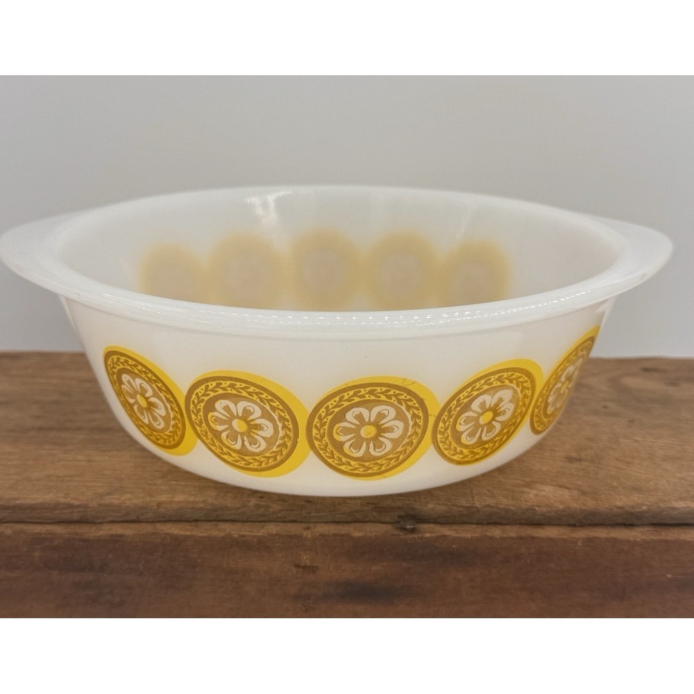 Glasbake Casserole Dish J514 2QT Vintage Milk Glass Harvest Gold Daisy Medallion